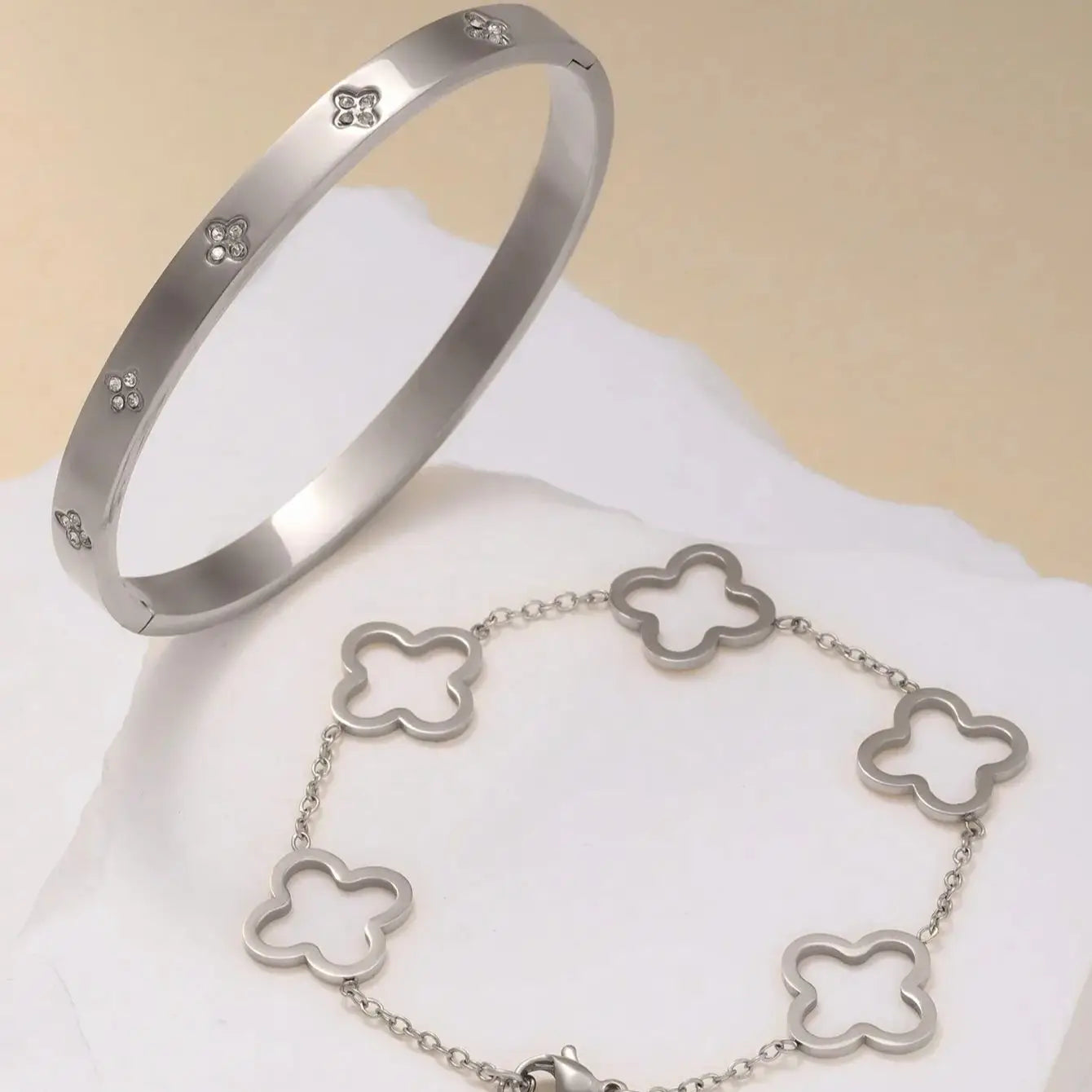 Stainless Steel Four Leaf Bracelet Set