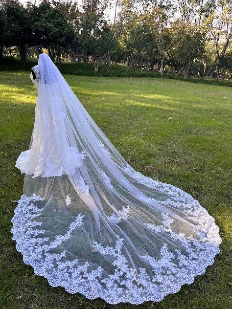 White Ivory Mesh Lace Scalloped Edge Bridal Veil Bazaare Mart Floral Applique Bridal Veil