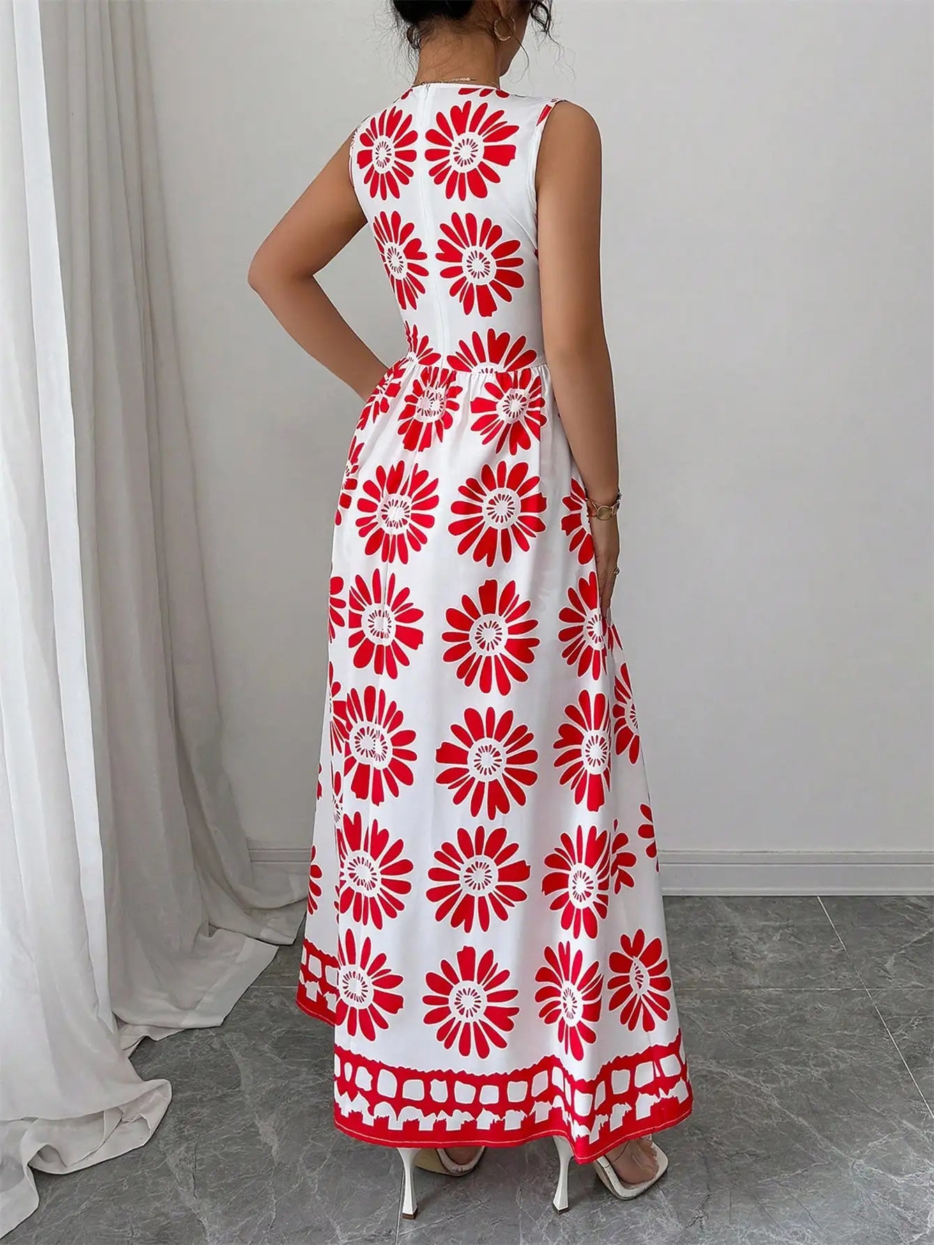 Boho Daisy Print 2-in-1 Jumpsuit – Sleeveless Maxi Overlay Vacation Romper