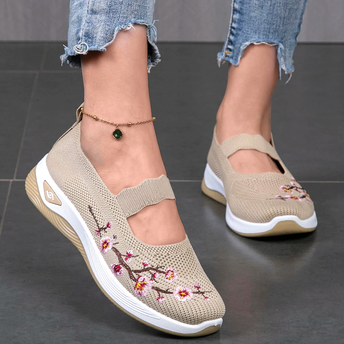 Floral Breathable Mesh Flat Shoes