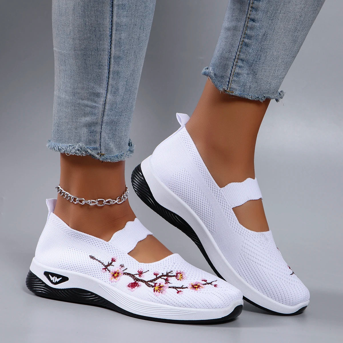 Floral Breathable Mesh Flat Shoes