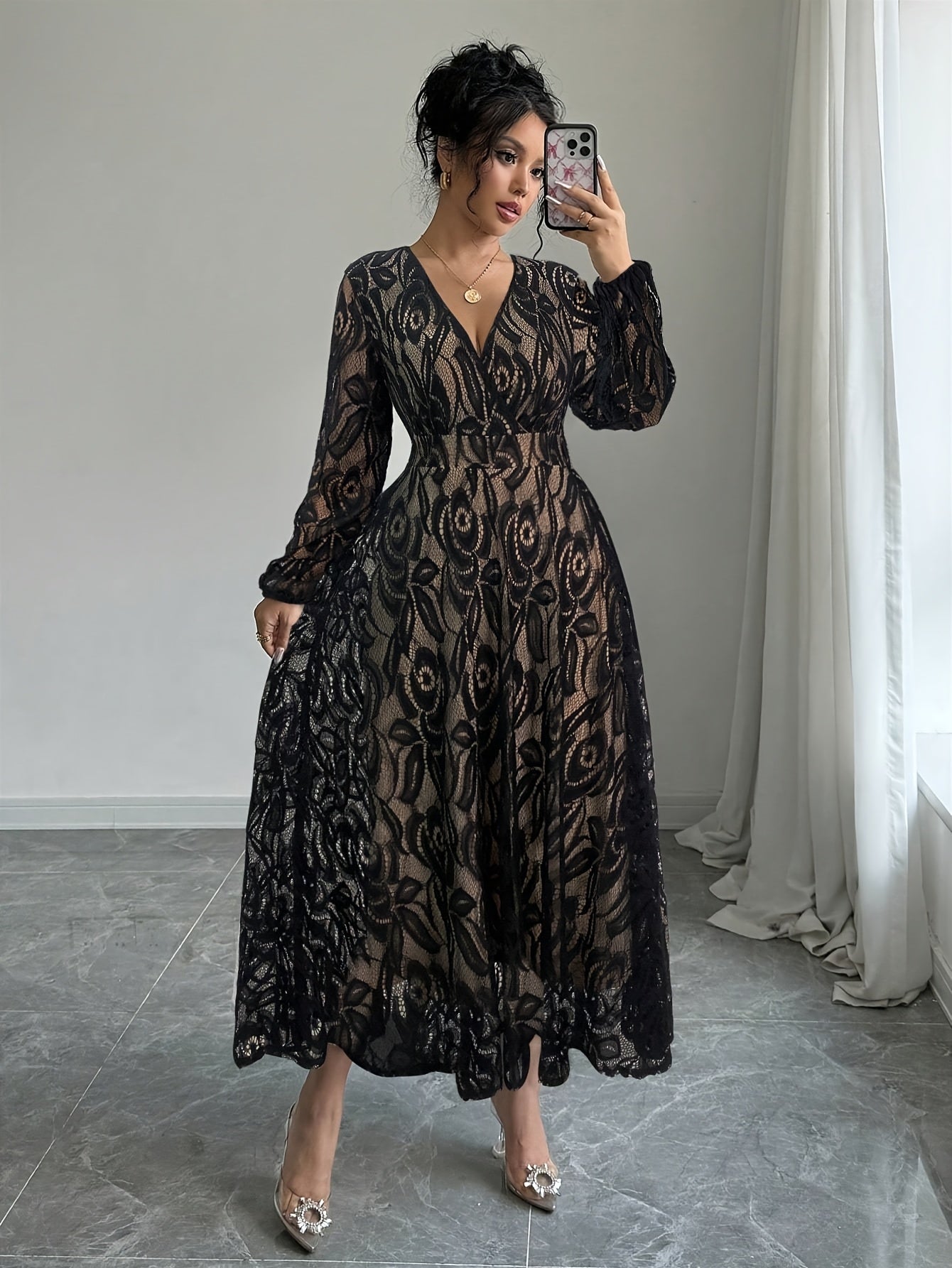 Elegant Long Sleeve V-Neck Lace Peplum Dress