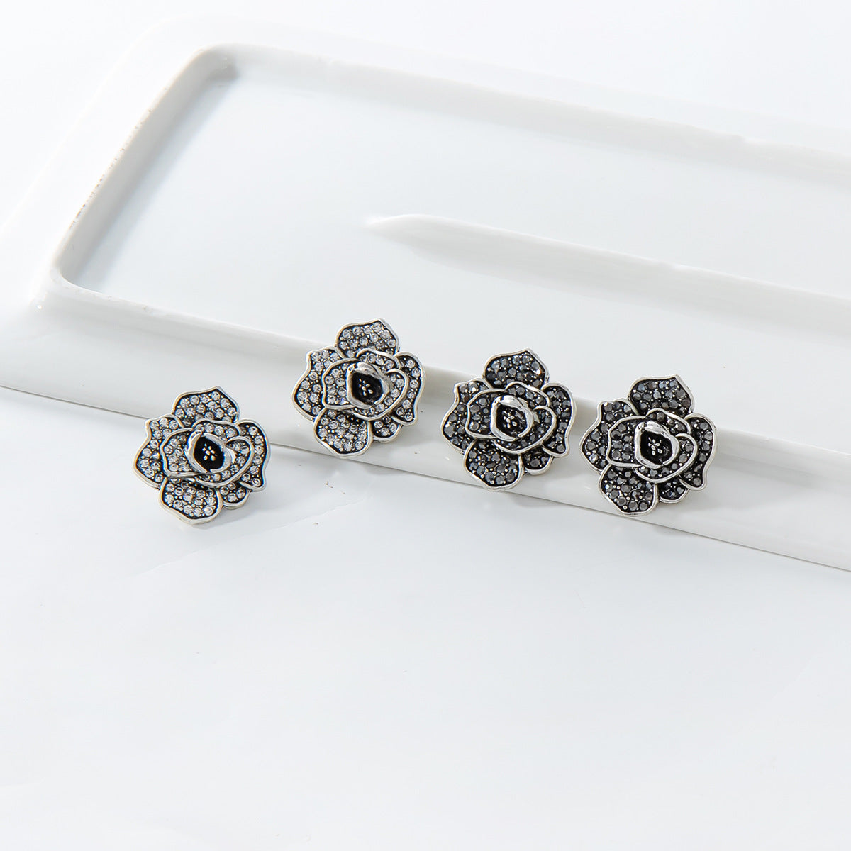 Simple Alloy Diamond Retro Rose Stud Earrings