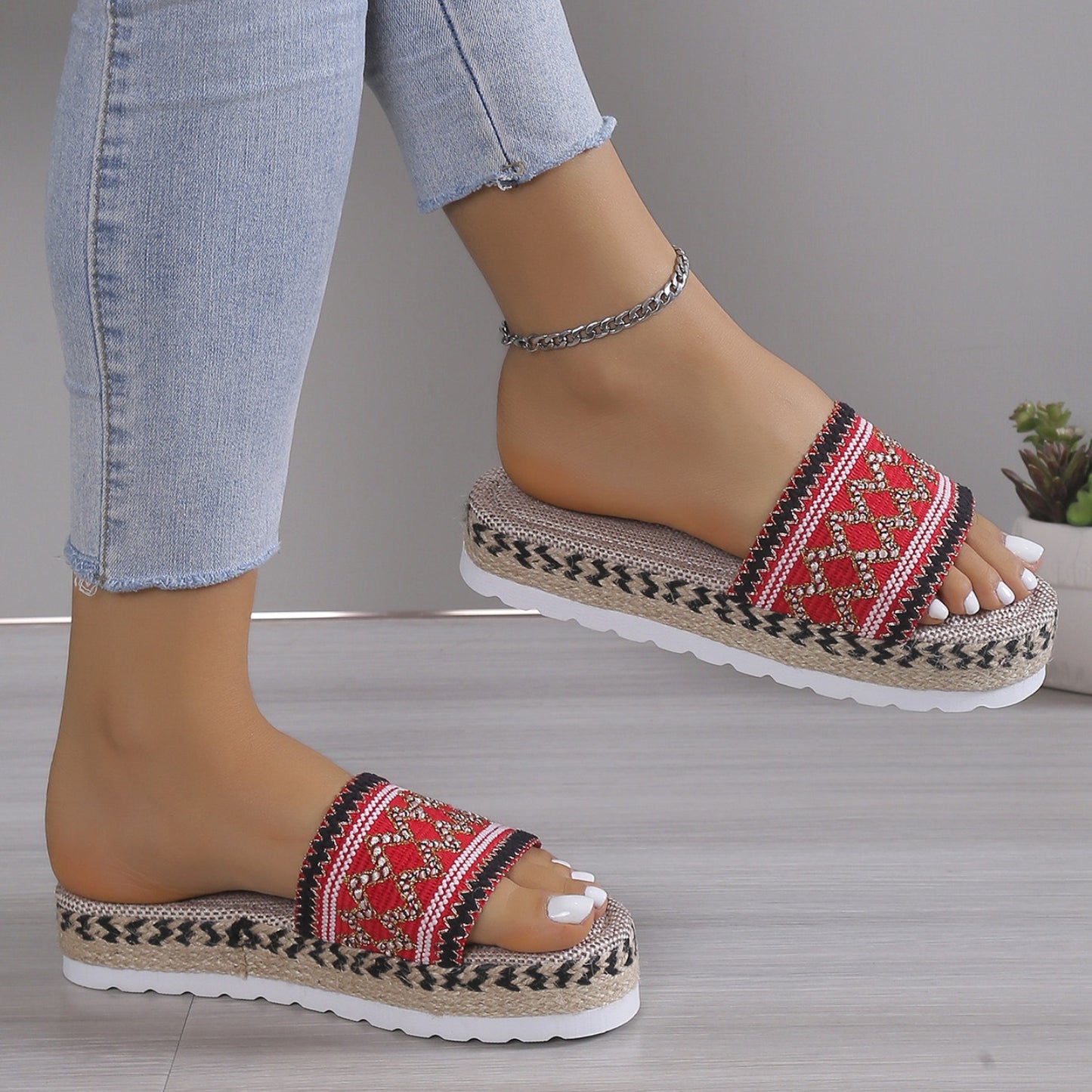 Zig Zag Weave Platform Slides