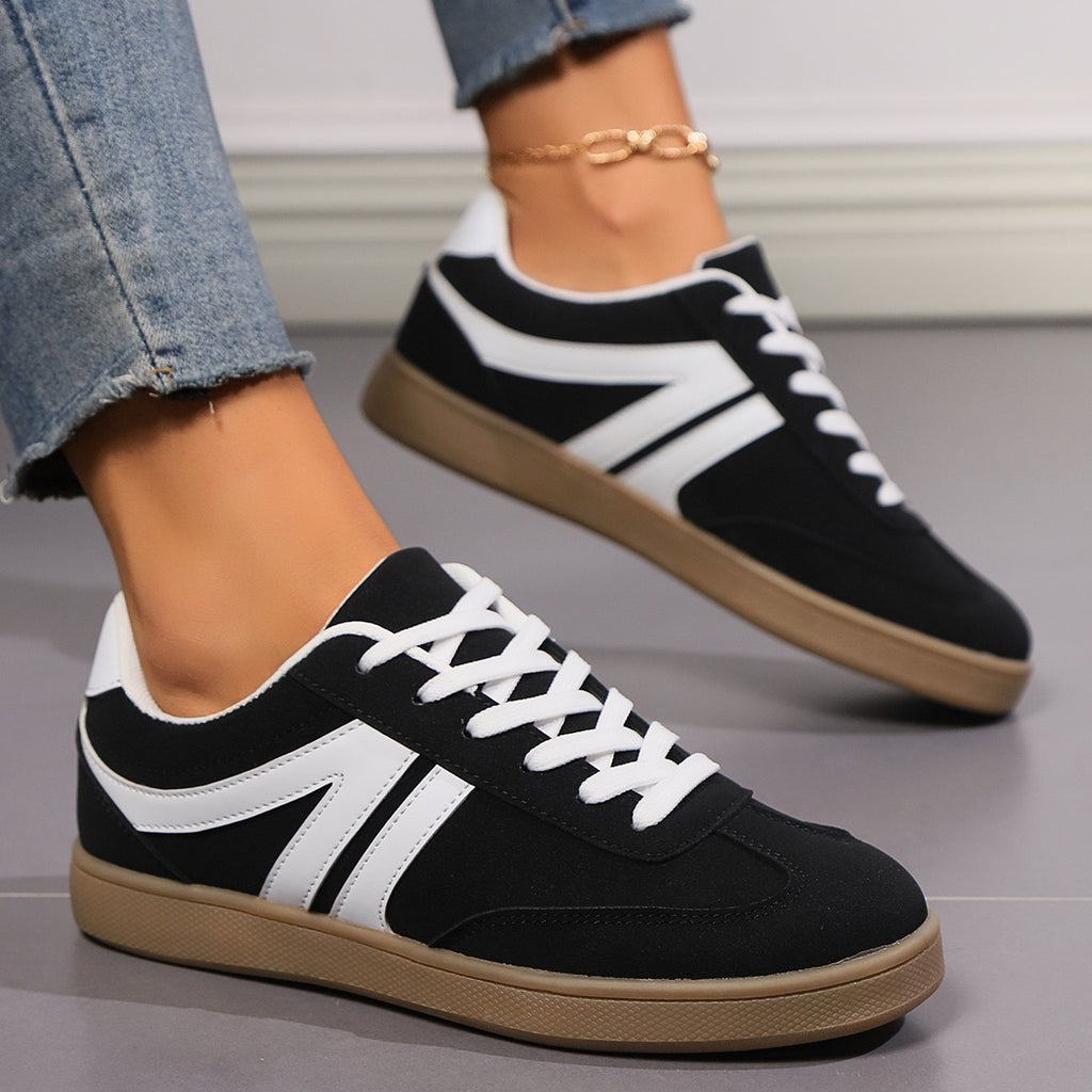 Trendy Lace-up Sports Shoes
