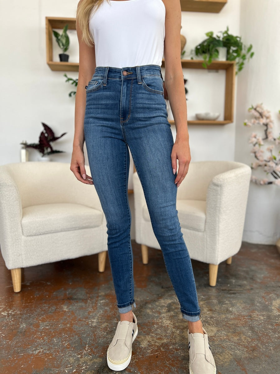 Plus Size Cuffed Hem Skinny Jeans