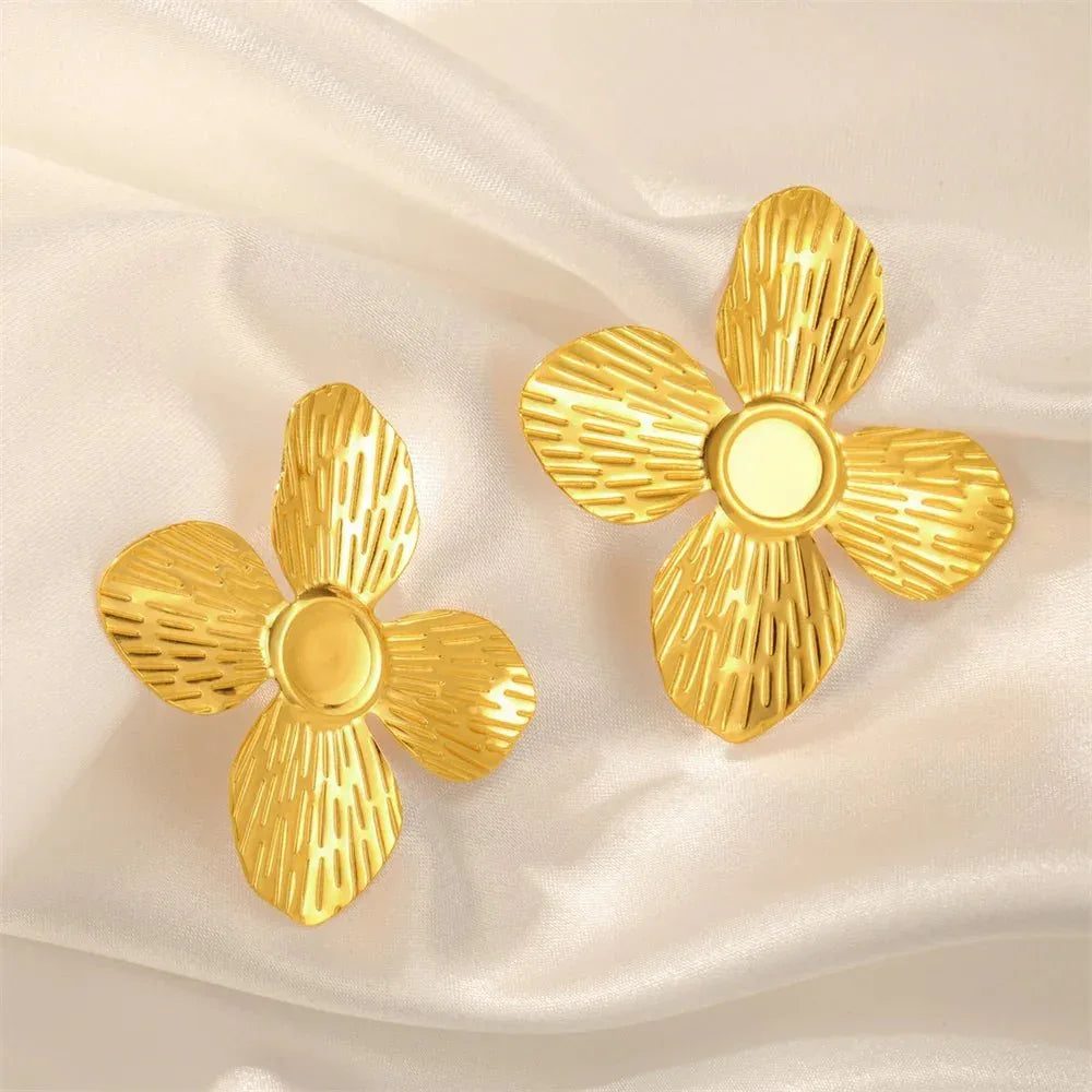 Big Flower Earrings - Bazaare Mart