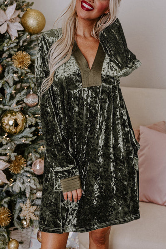 Forest Green Velvet Long Sleeve V Neck Loose Dress with Pockets