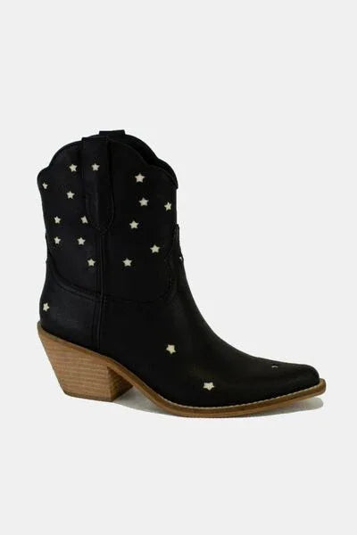 Beast Fashion Faux Leather Star-Shaped Cutouts Point Toe Boots Bazaare Mart Beast Fashion Faux Leather Star-Shaped Cutout Booties