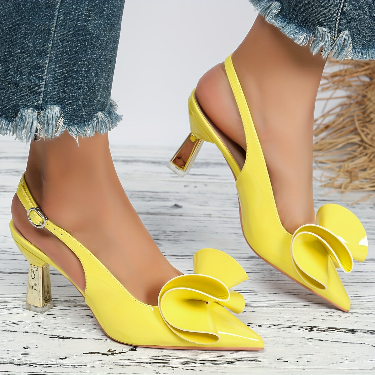 Pointed Toe Trumpet Flower Mid Heel Sling Shoes