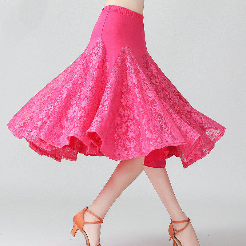 Lace Swing Skirt