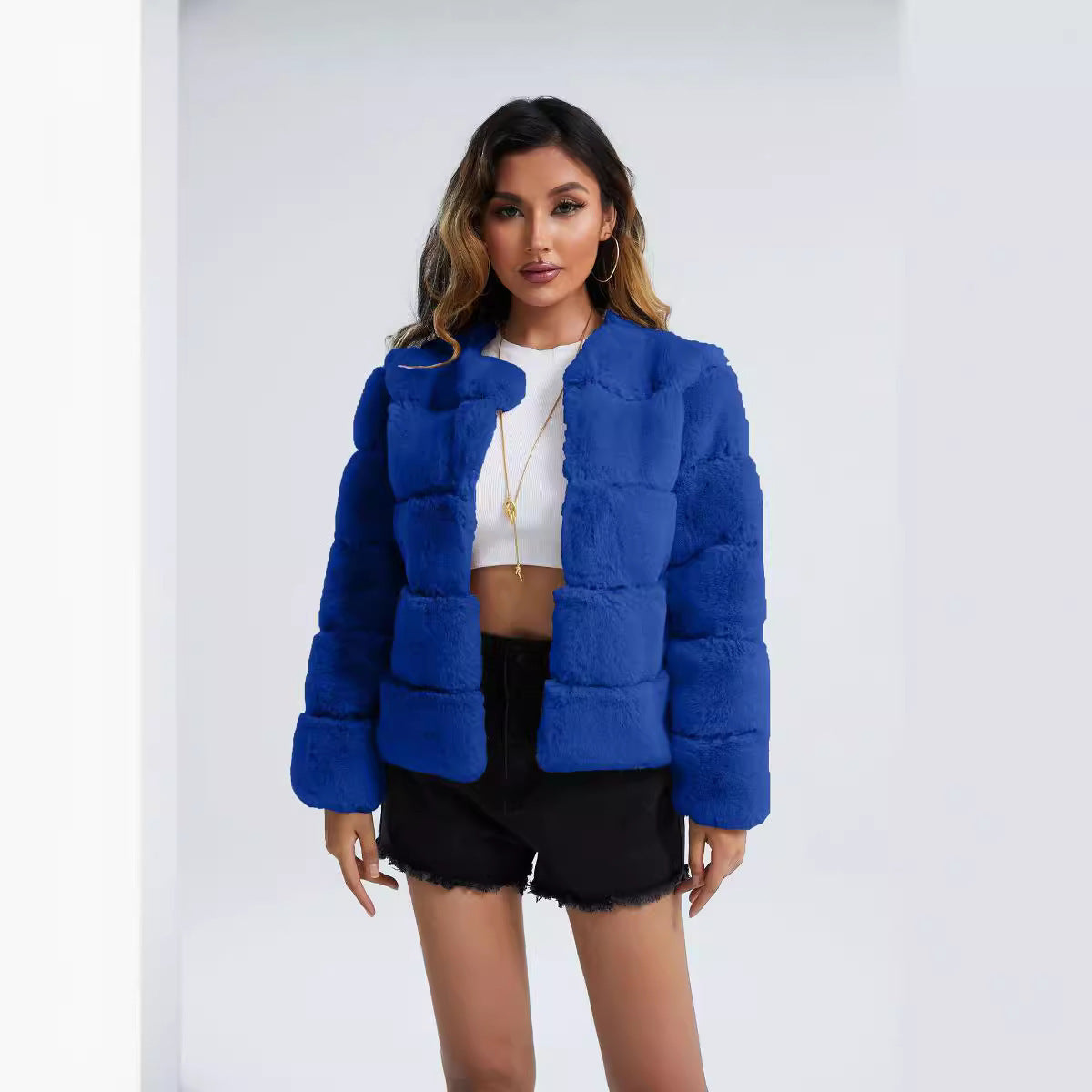 Blue Women's Horizontal Stitching Artificial Fox Fur