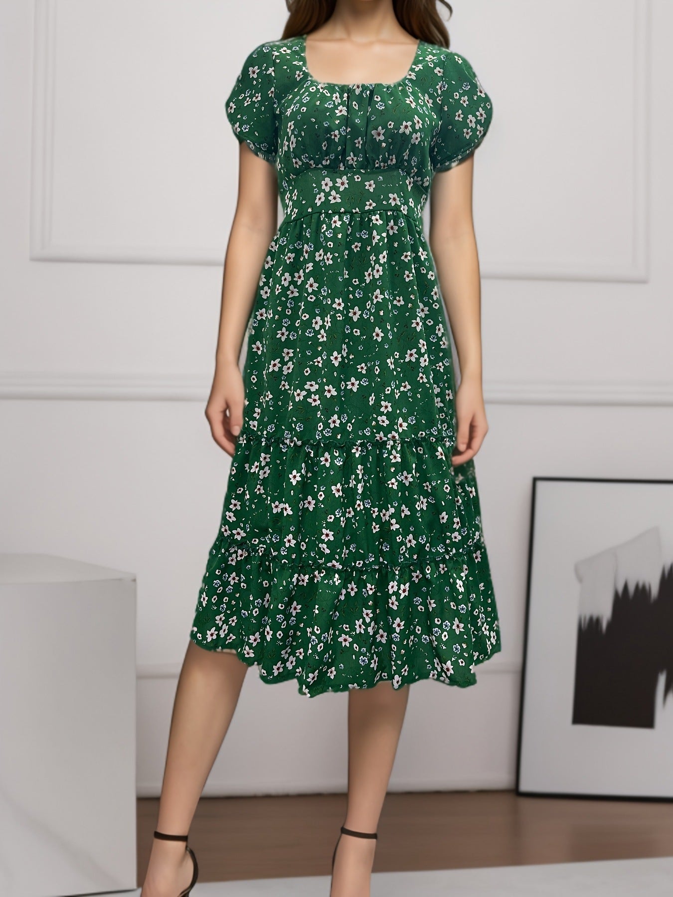 Short Puff Sleeve Floral Tiered Dress Small Flowers, Green CJ Dropshipping Ditsy Tiered Peasant Dress