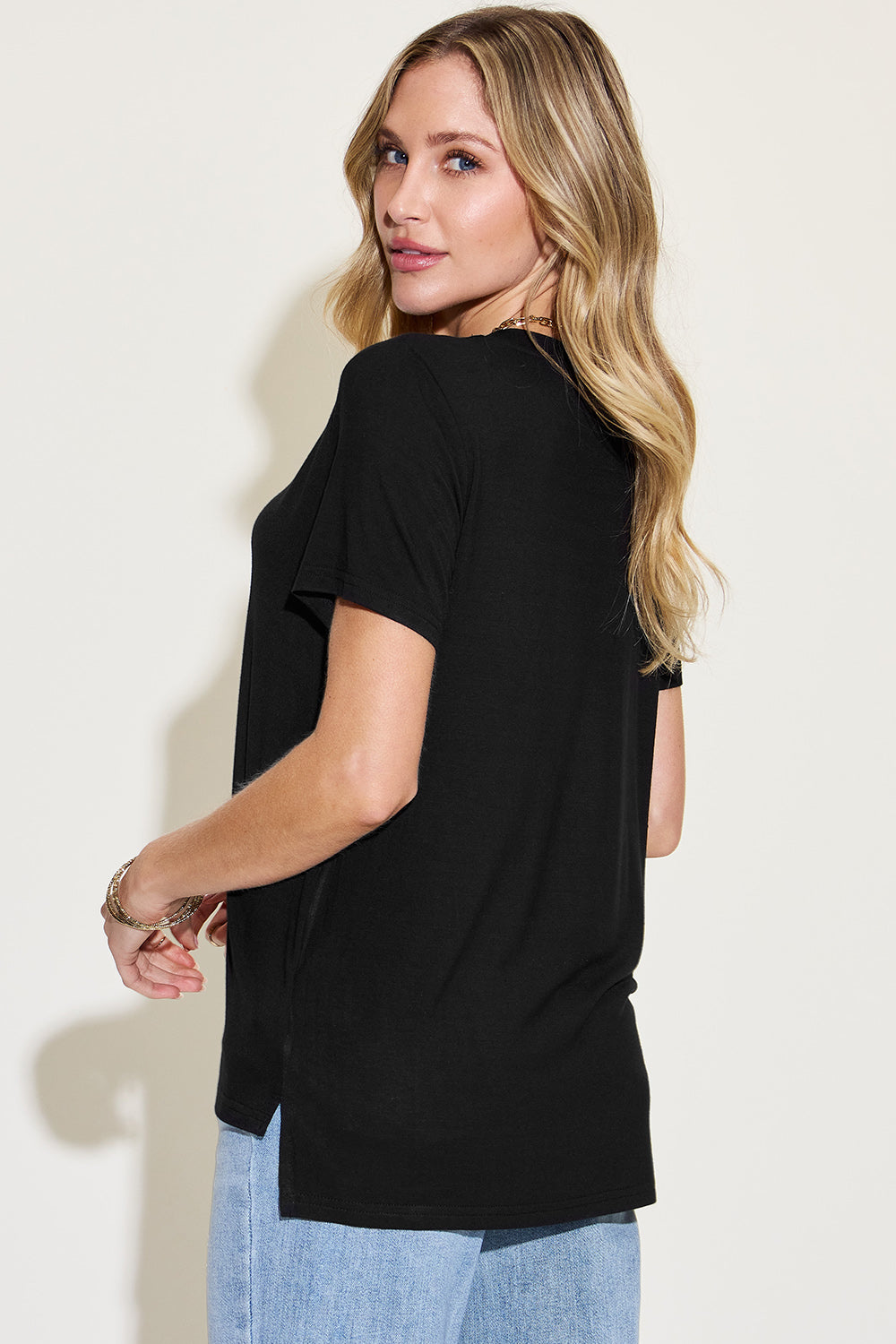 Basic V-Neck High-Low T-Shirt