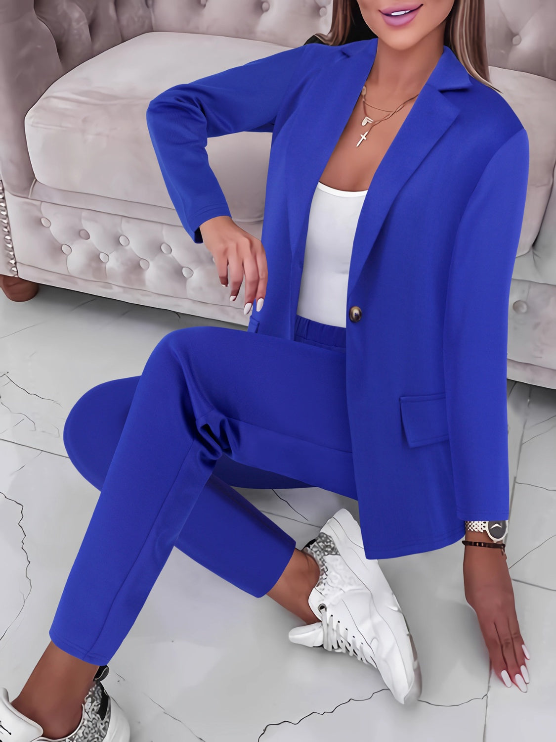 Royal  Pants Suit with Contrast Top