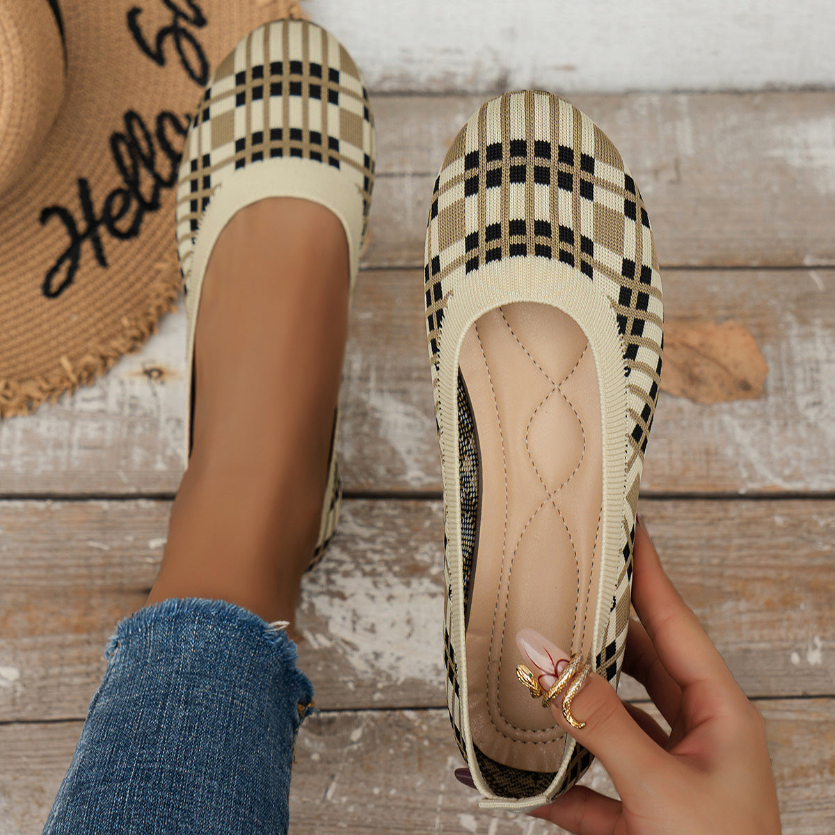 Plaid Mesh Round Toe Slip On Shoes