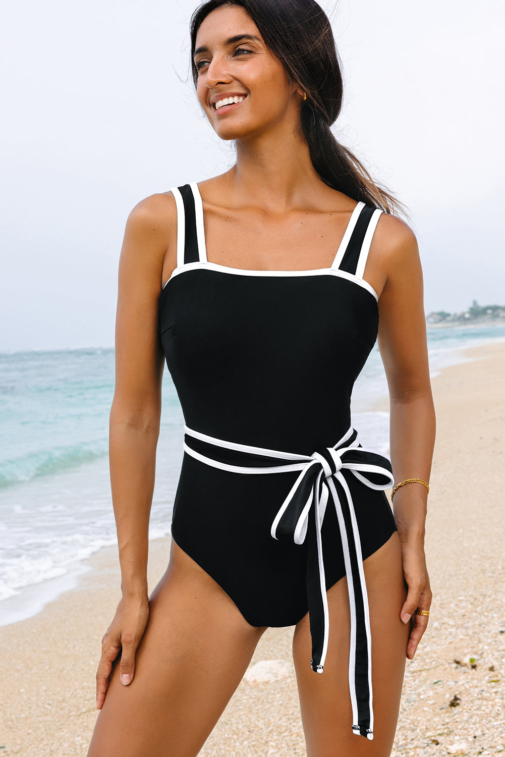B&W Colorblock Edge Belted One Piece Swimsuit