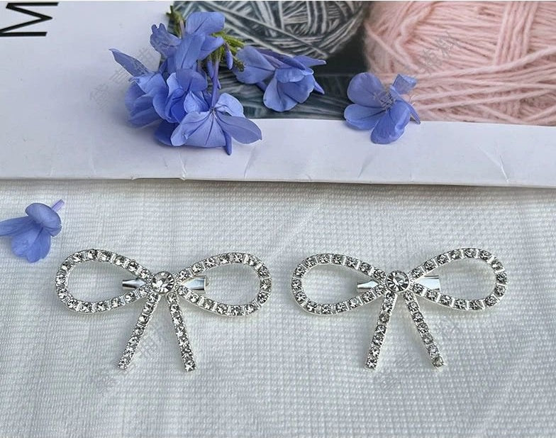Rhinestone Bow Brooch
