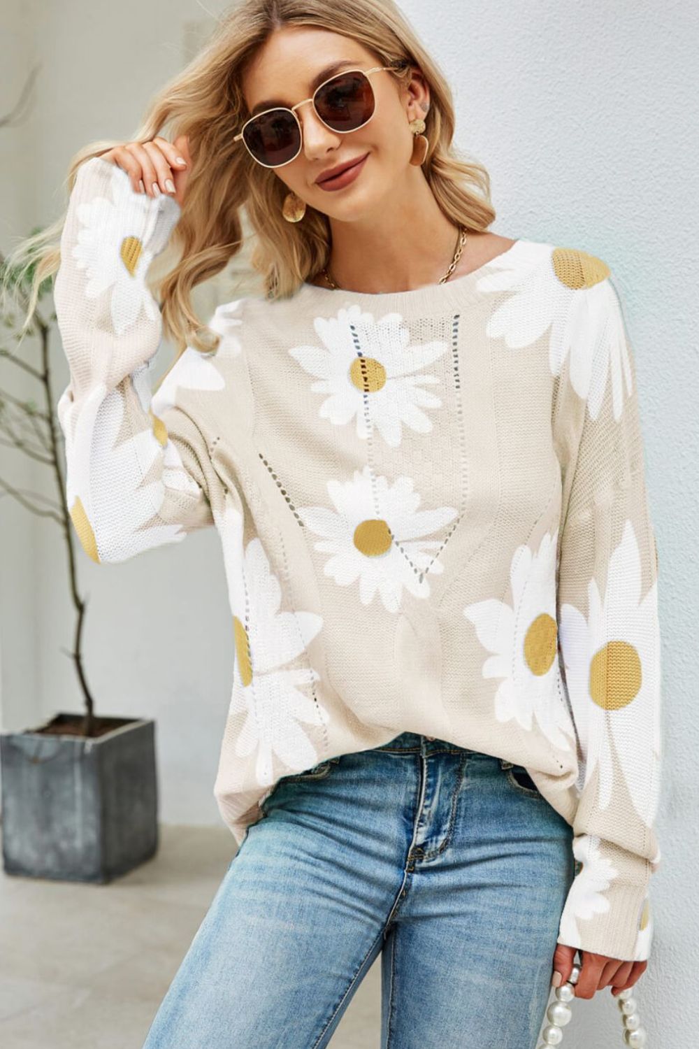 Daisy Pullover Sweater