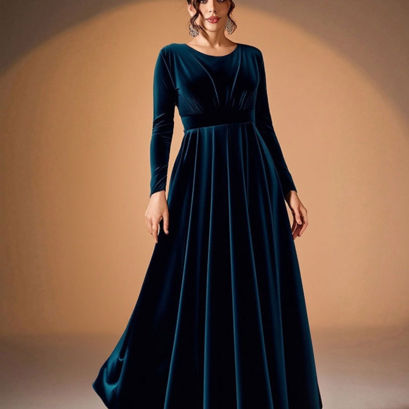 Elegant Velvet Long Sleeve Evening Gown
