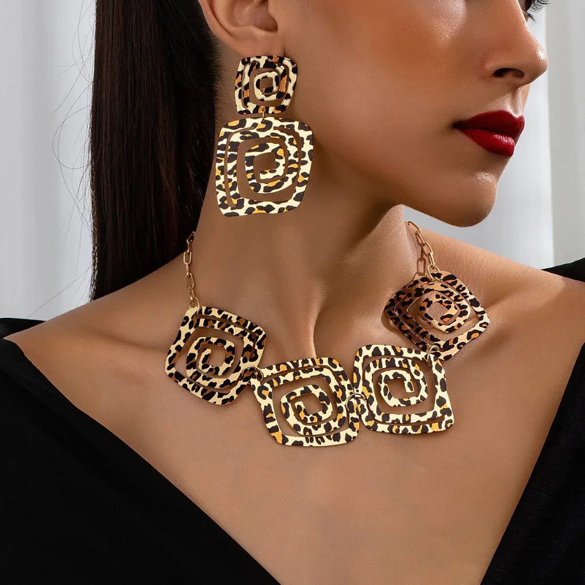 Geometric Trend Circle Spiral Texture Leopard Print Stud Earrings Necklace Suit - Bazaare Mart