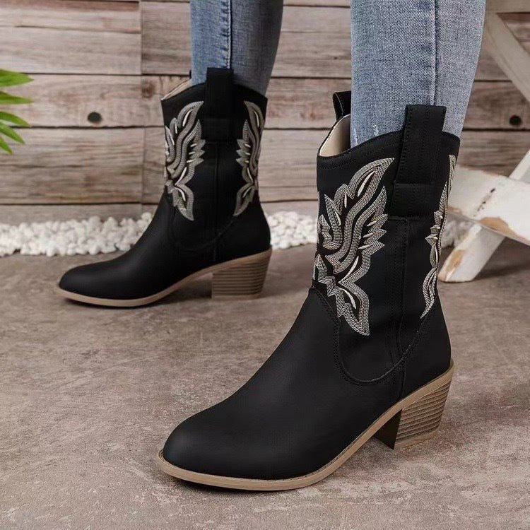 Western Chunky - heel Pointed Toe Butterfly Boots - Bazaare Mart