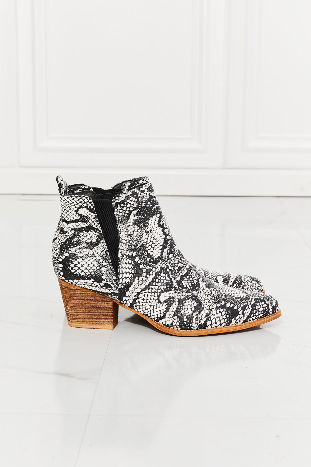 B&W Snakeskin Pointed Toe Boots