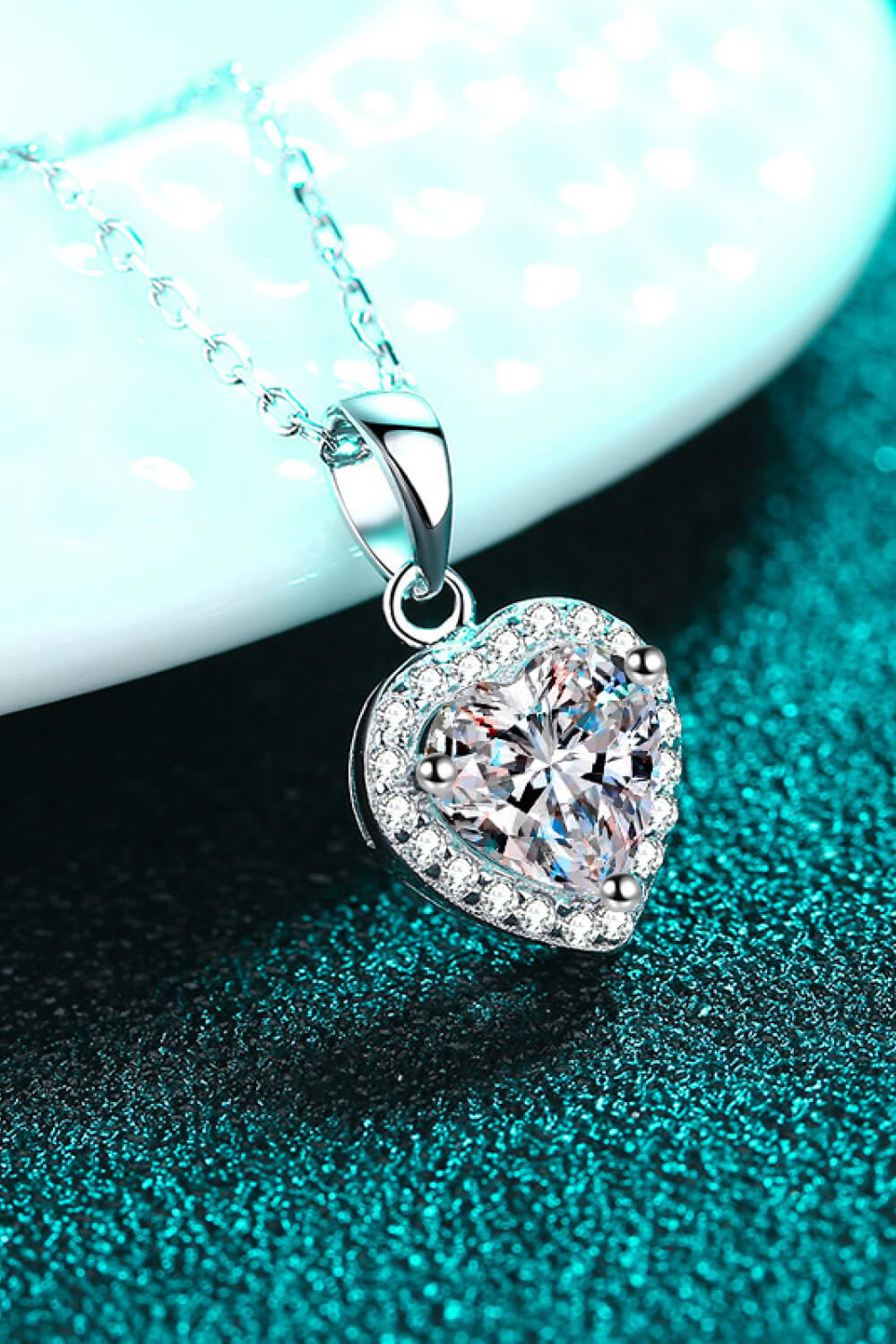 1 Carat Moissanite Halo Heart Pendant Chain Necklace