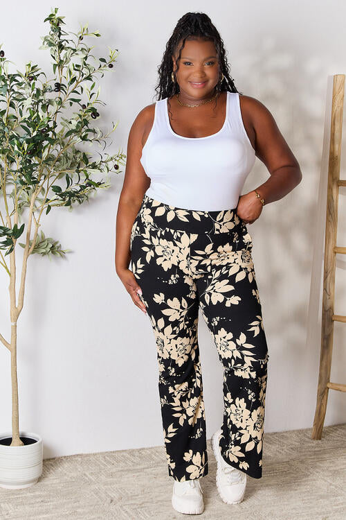 Heimish Plus Size High Waist Floral Flare Pants