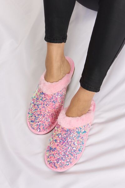 Pink  Sequin Plush Round Toe Slippers